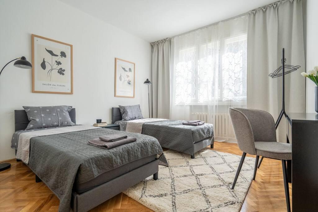 Modern And Calm 2bdrm In Centre Apartament *